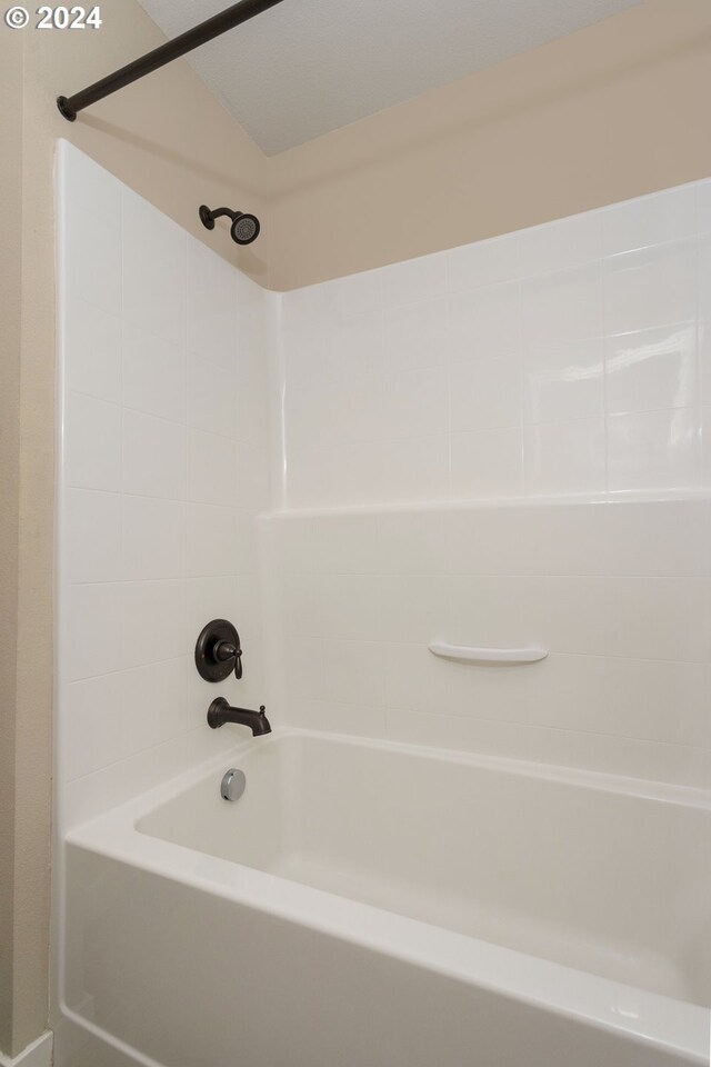 bathroom featuring shower / tub combination