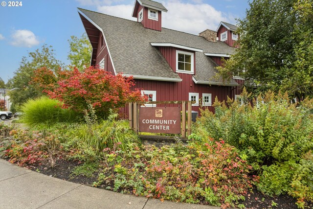 view of front of house