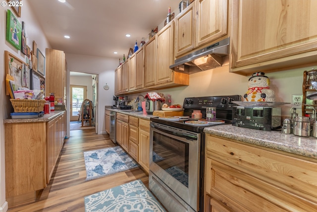 93777 Green Acres Ln, Coos Bay, OR 97420 - kitchen featuring appliances with stainless steel finishes, under cabinet range hood, light wood-type flooring, recessed lighting, and light brown cabinets