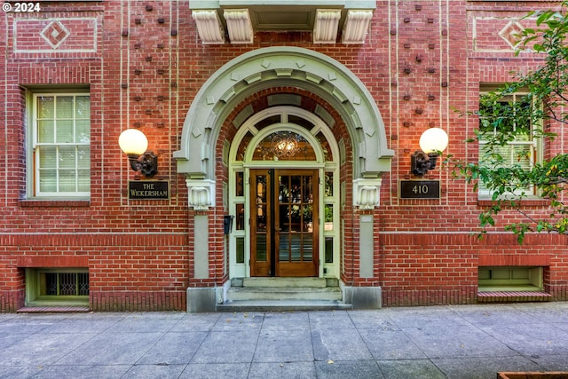 view of property entrance