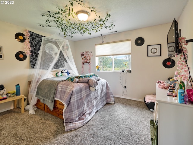 bedroom featuring carpet flooring