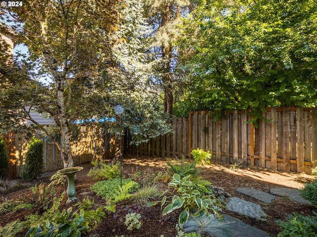 15337 SE Olds Dr, Clackamas, OR 97015 - view of yard