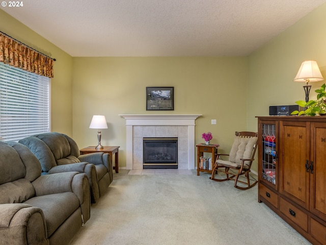 15337 SE Olds Dr, Clackamas, OR 97015 - living area featuring light carpet and a fireplace