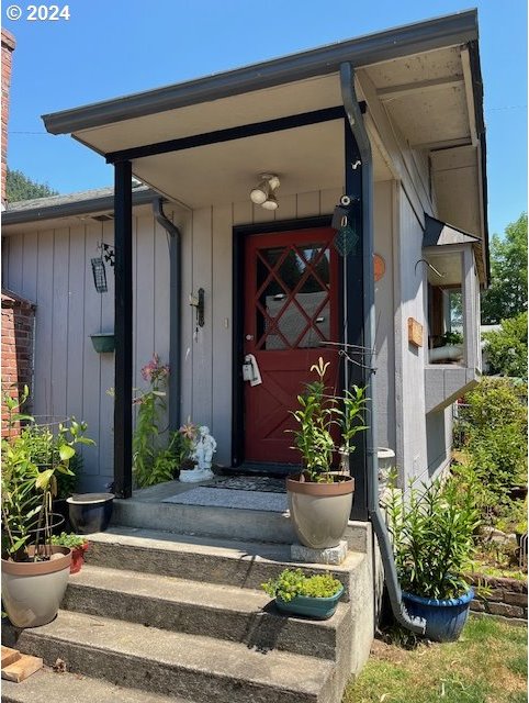 46791 Winfrey Rd, Westfir, OR 97492 - view of doorway to property