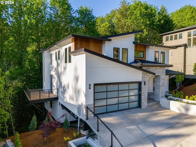 contemporary house featuring a garage