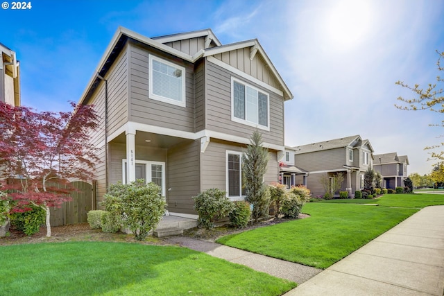 view of front facade featuring a front yard