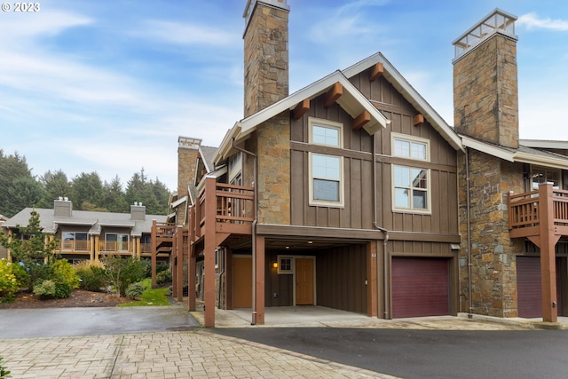 view of front of home with a garage