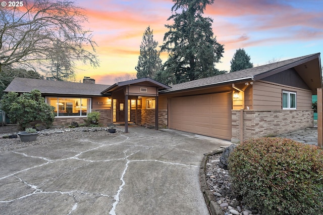 view of front facade with a garage