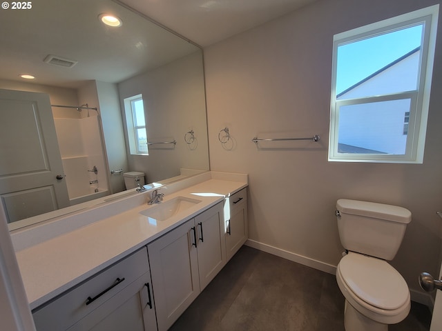 full bath featuring recessed lighting, vanity, toilet, and baseboards