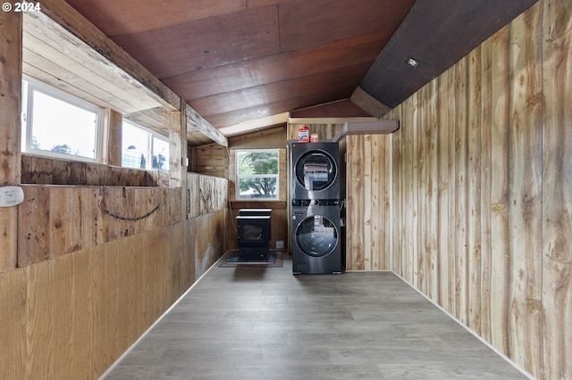 interior space with stacked washer / dryer