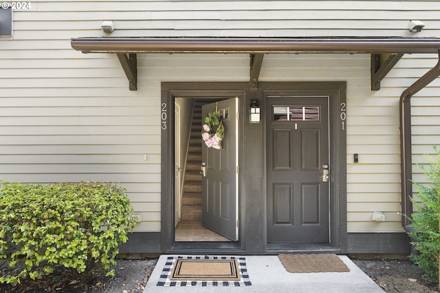 view of property entrance