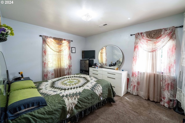 bedroom with carpet flooring