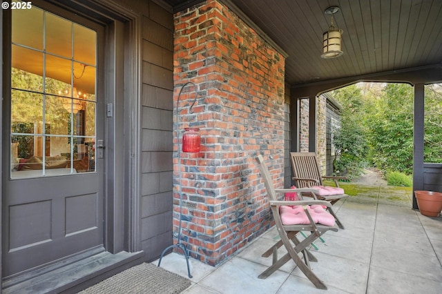 2670 SW Tichner Dr, Portland, OR 97205 - view of patio