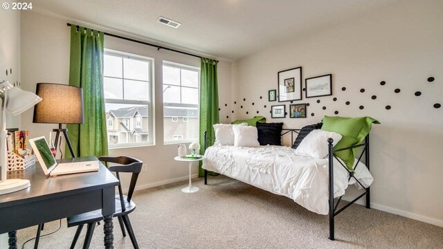 bedroom featuring carpet flooring