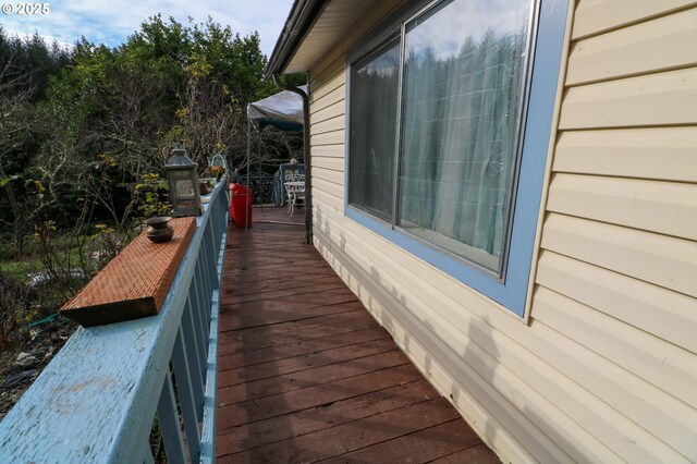 view of home's exterior