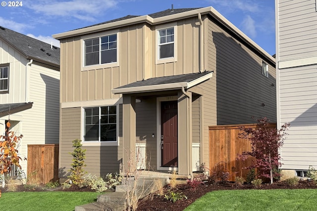 view of front of home with a front yard