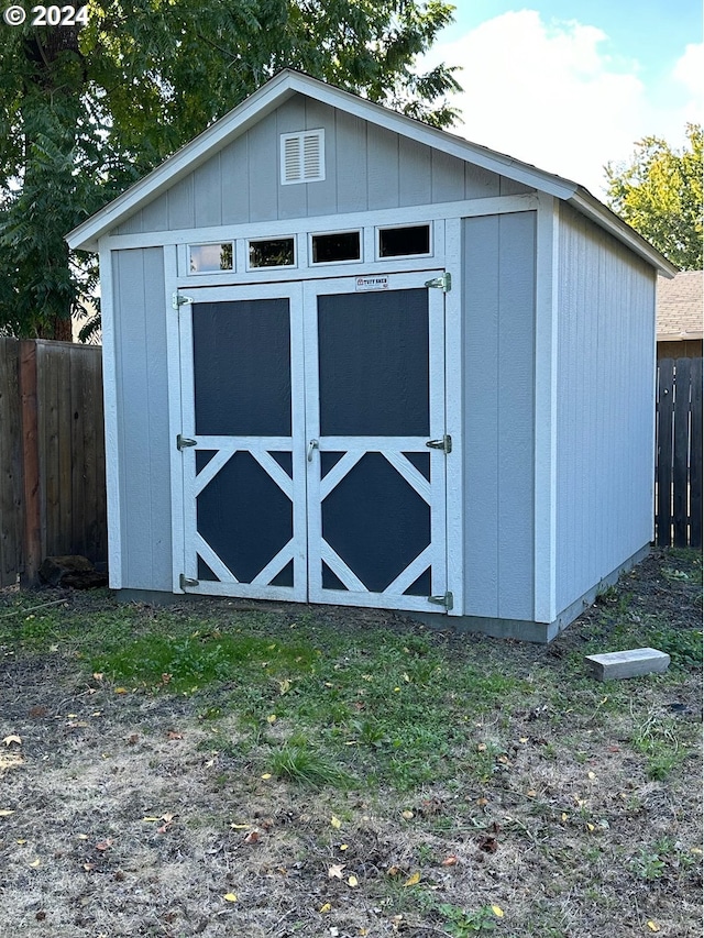 view of outbuilding