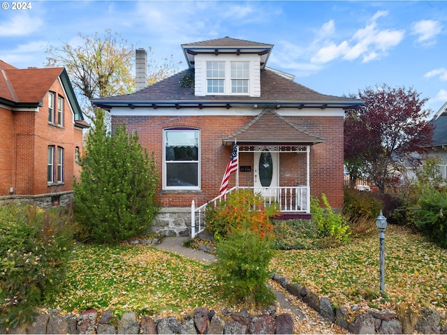 view of front of house with covered porch