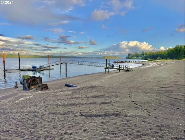 view of dock featuring a water view