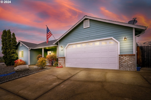 view of front facade featuring a garage