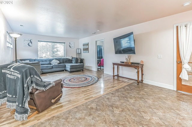 314 S Hazel St, Brookings, OR 97415 - living room with baseboards