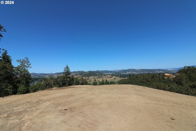 Listing photo 3 for 0 Leeward Ln Unit 2, Roseburg OR 97471