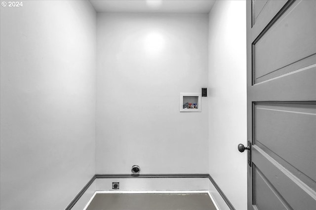 clothes washing area featuring hookup for an electric dryer and washer hookup