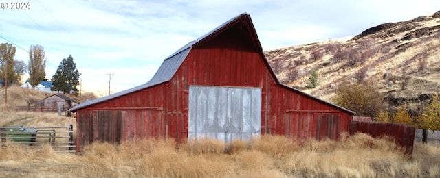 view of outdoor structure