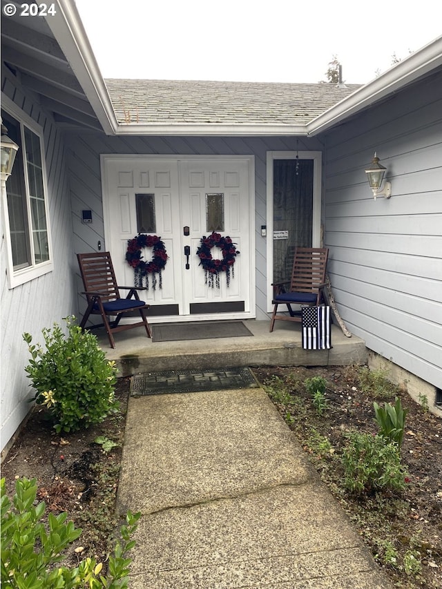 entrance to property with a porch