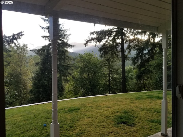 39145 Eagles Rest Rd, Dexter, OR 97431 - entryway with a view of trees