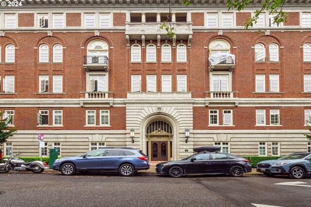 view of building exterior