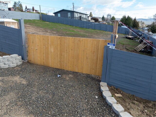 W Starlight Dr, The Dalles, OR 97058