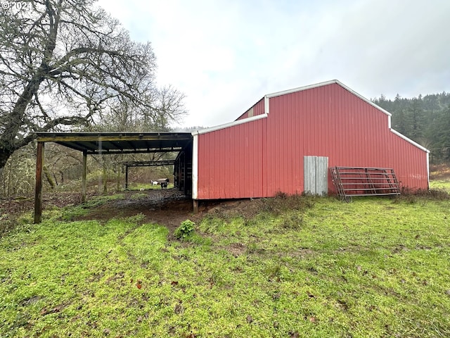 view of outdoor structure