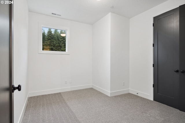 empty room with carpet