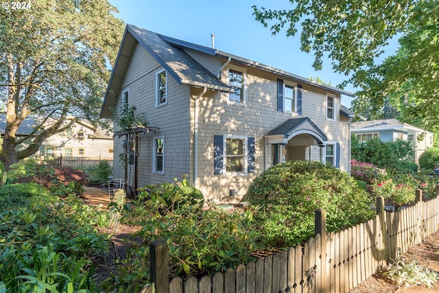 view of front of property