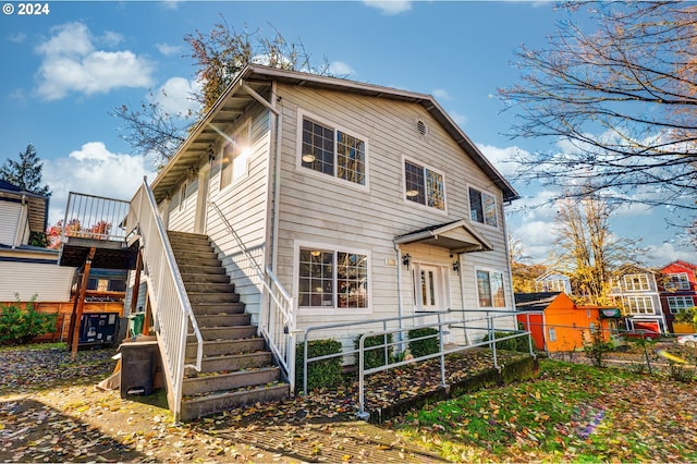 view of front of property