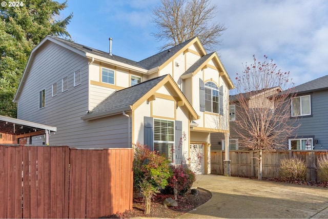 view of front of property featuring a garage