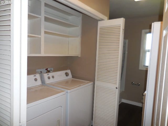 4954 SE 108th Ave, Portland, OR 97266 - washroom featuring washer and clothes dryer