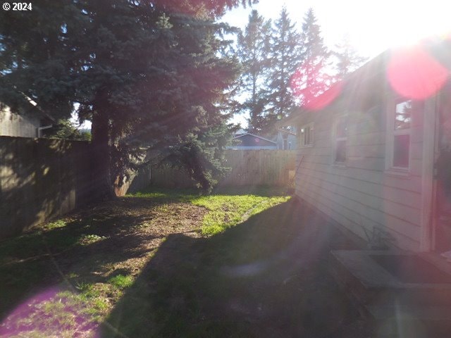 4954 SE 108th Ave, Portland, OR 97266 - view of fenced backyard