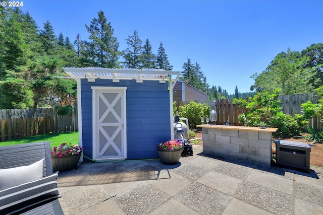 view of outbuilding