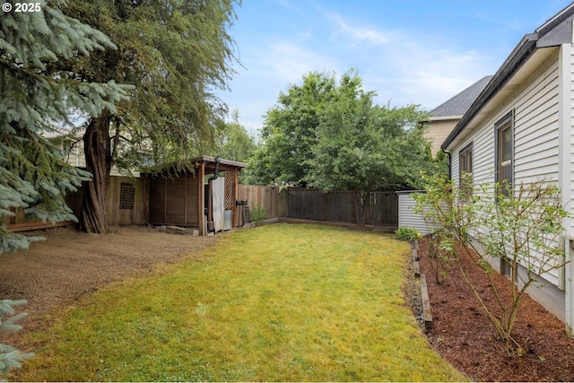 8413 SW 4th Ave, Portland, OR 97219 - fenced backyard featuring an outdoor structure