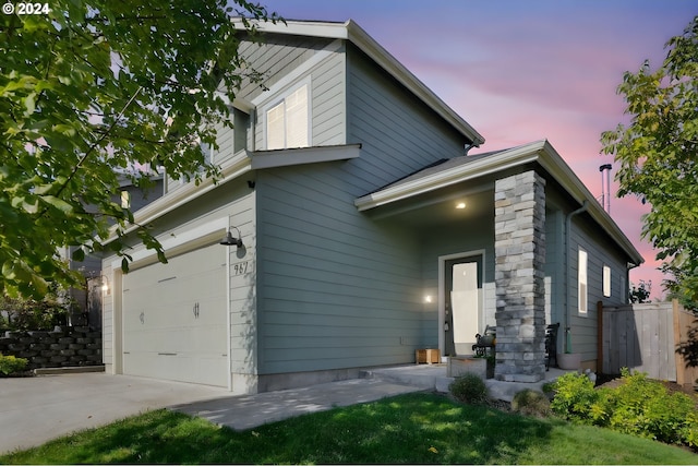 view of front facade featuring a garage