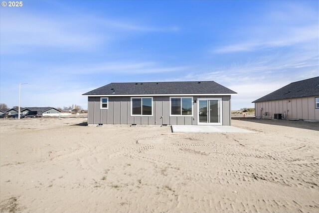 152 SW Eagle Dr, Boardman, OR 97818 - unfurnished bedroom featuring carpet flooring and baseboards