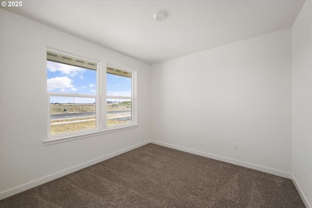 152 SW Eagle Dr, Boardman, OR 97818 - unfurnished dining area with a chandelier, light wood-type flooring, and baseboards