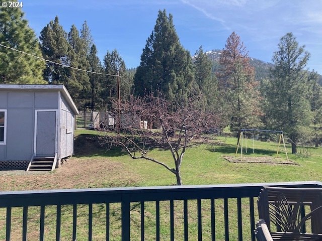 view of yard featuring a playground