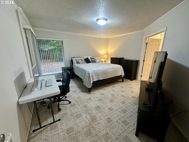 146 28th St, Long Beach, WA 98631 - bedroom with ornamental molding, a textured ceiling, and an office area