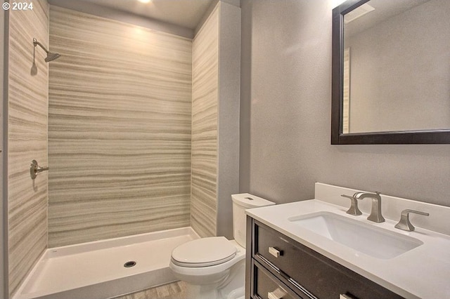 215 NE 30th Ave, Portland, OR 97232 - full bath featuring a shower stall and vanity