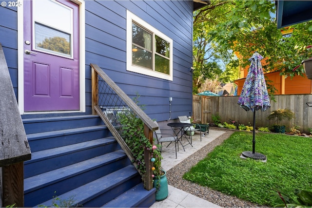 215 NE 30th Ave, Portland, OR 97232 - property entrance featuring a patio