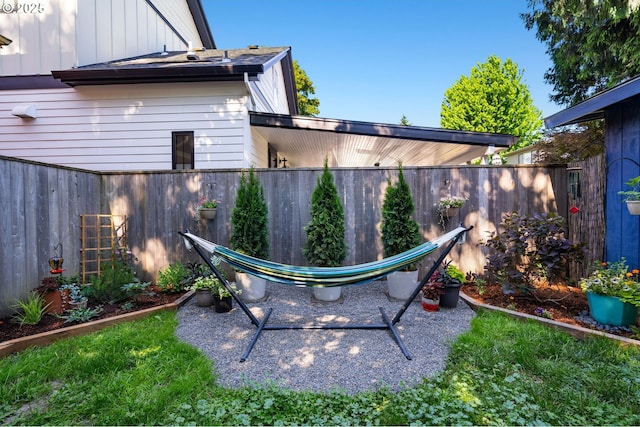 215 NE 30th Ave, Portland, OR 97232 - view of fenced yard