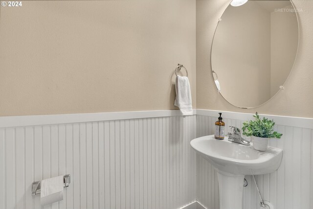 bathroom with vanity and shower / bathing tub combination